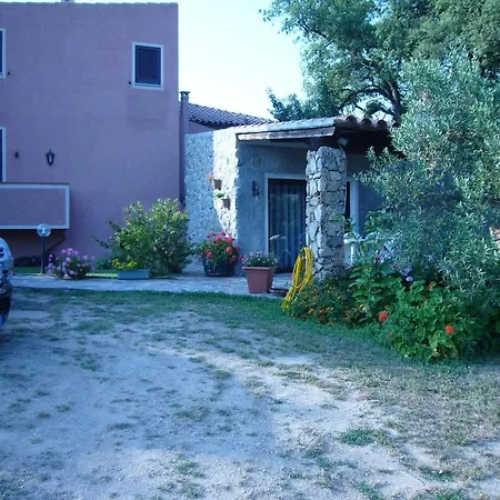 Gio Franziscu 3* Sa Castanza